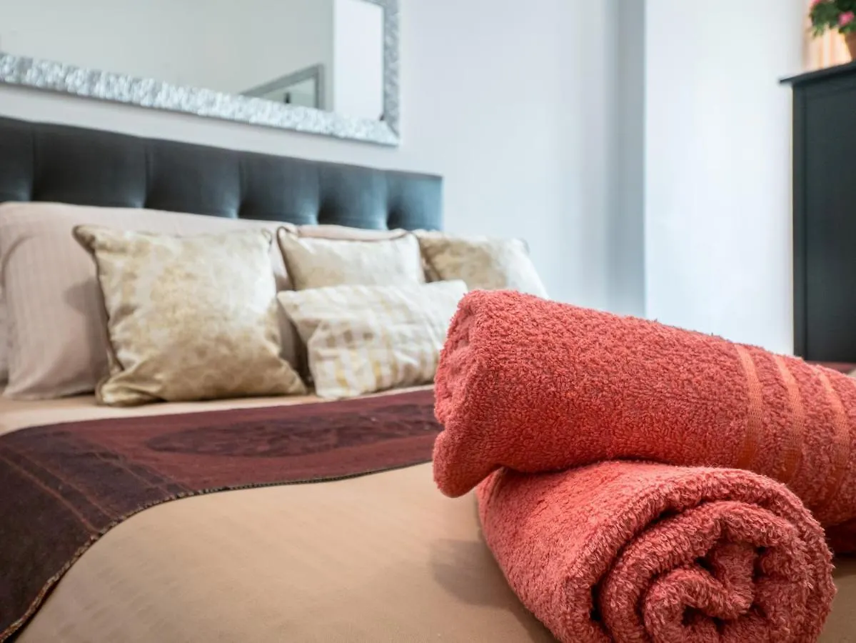 Apartment Sliema Quiet & Modern Maisonette