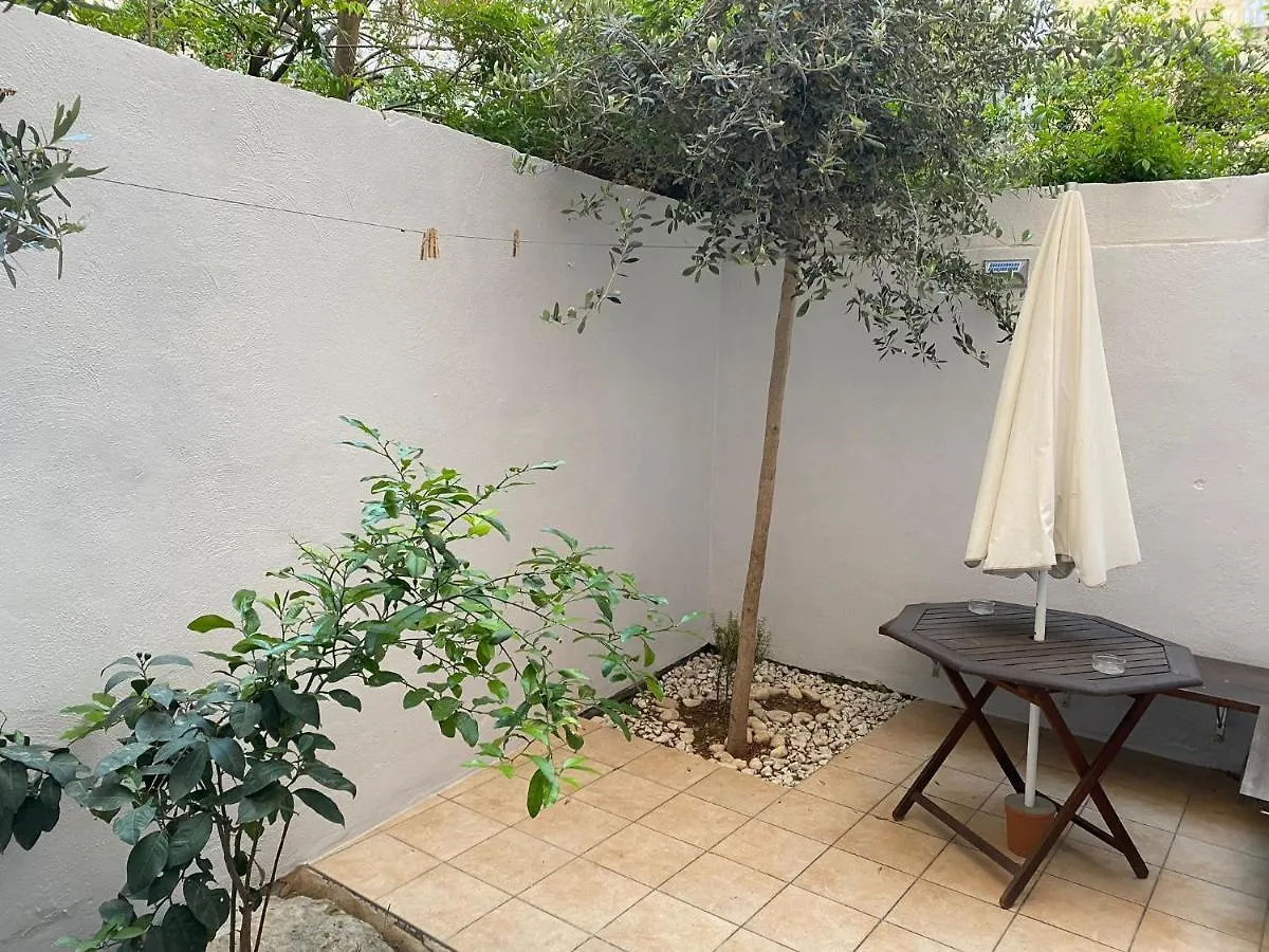 Sliema Quiet & Modern Maisonette Malta