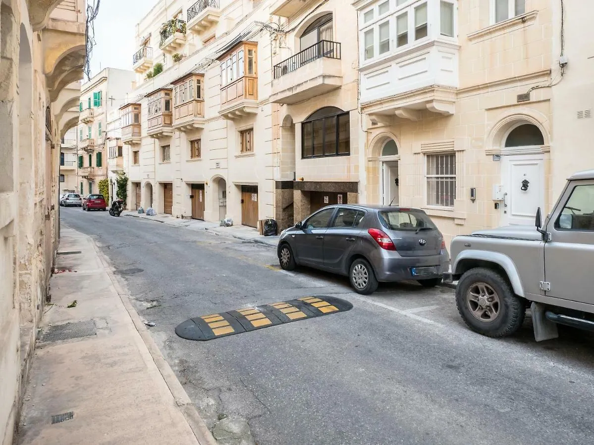 Apartment Sliema Quiet & Modern Maisonette